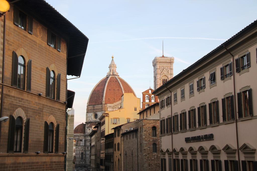 Soggiorno La Cupola Guesthouse Флоренция Стая снимка